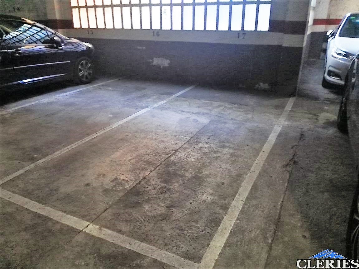 /RealEstateImages/6526/_ Lloguer_Plaza parking_Barcelona_Fort Pienc_Cleries_02.jpg